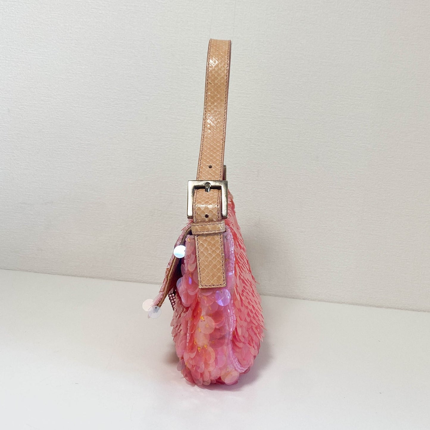 ★ Authentic FENDI Rare Baguette Pink Sequin Rhinestone Hardware Shoulder Bag Pre-owned ★